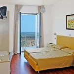Hotel Majestic 3*