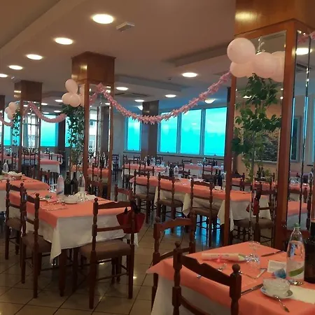 Majestic Hotel 3*